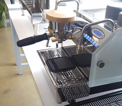 installation view of drain tray on gs3 with acaia lunar scale