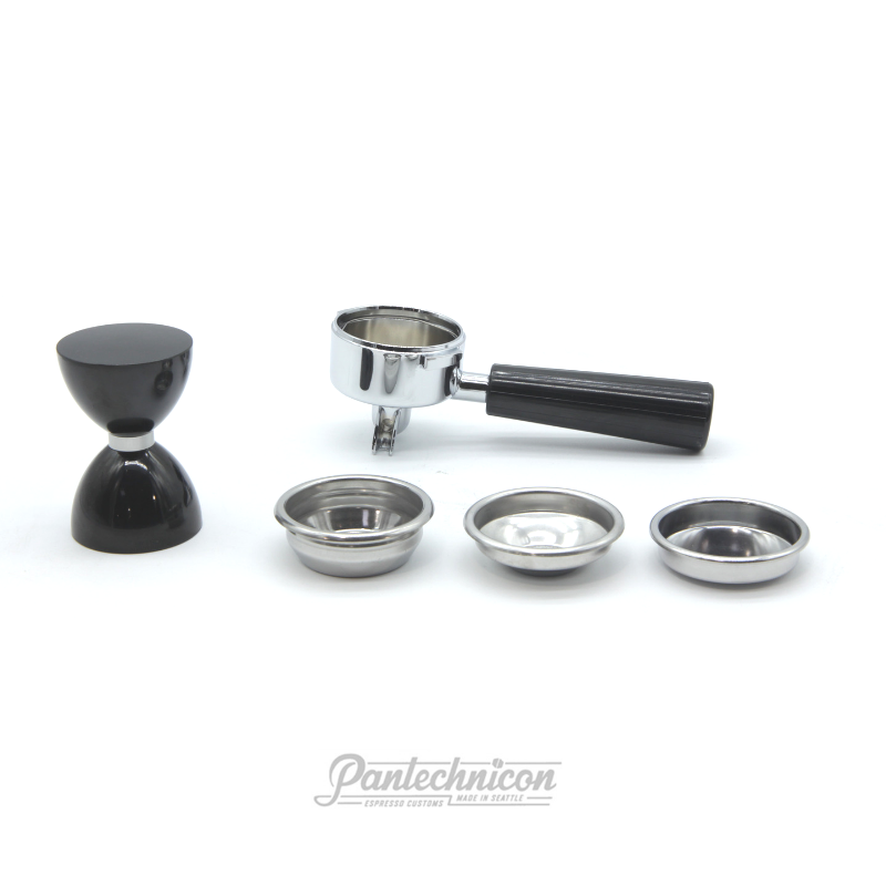 Layout of tamper, baskets, and portafilter handle for CC1
