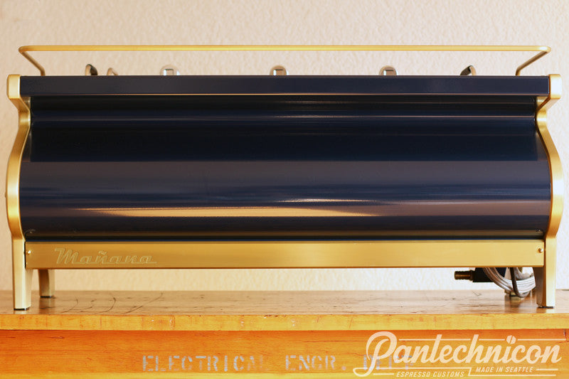 Pantechnicon Custom La Marzocco Strada für Mañana