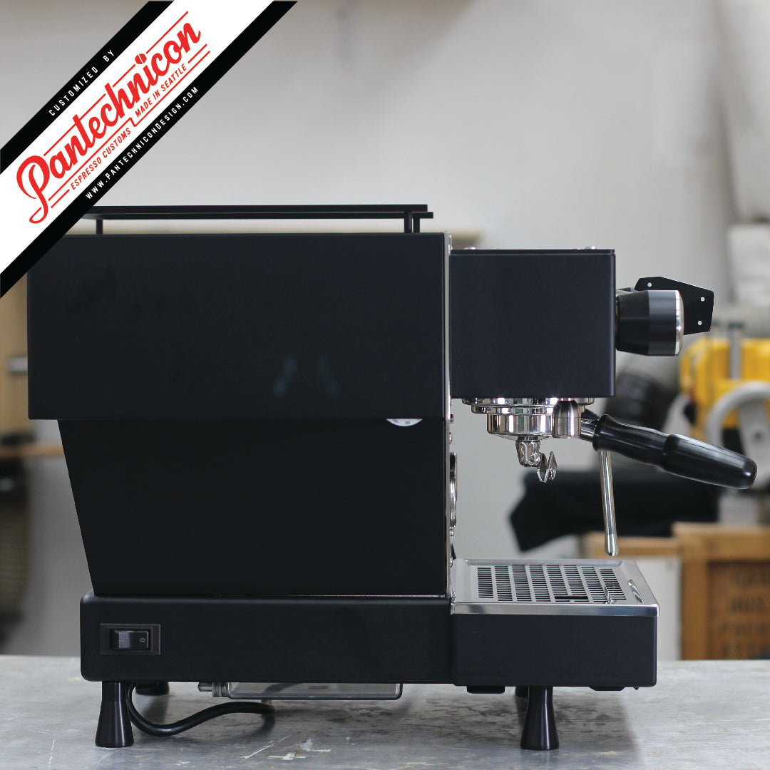 side view all black linea mini