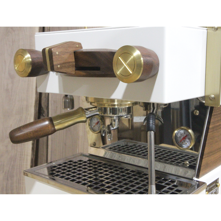Custom La Marzocco Linea Mini with Wood Surround – Pantechnicon Design